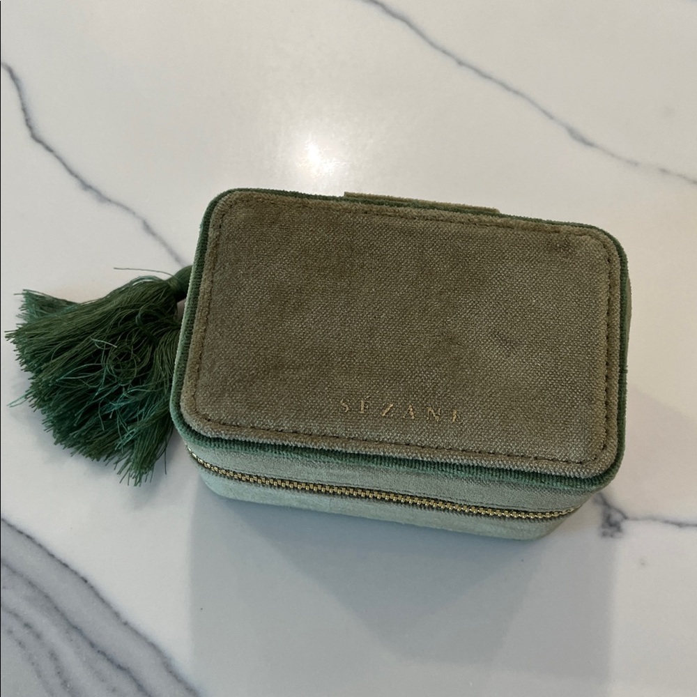 Sézane green Velvet Jewelry Box NWOT